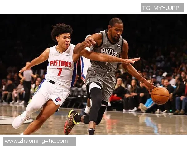 活塞客场击败篮网，格兰特19分引领胜利